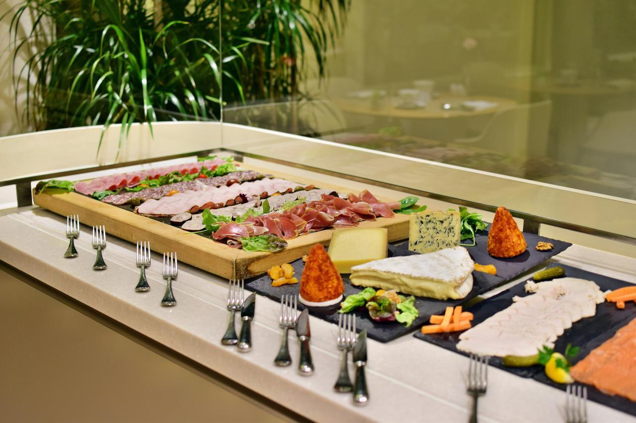Miramar La Cigale Hotel Thalasso & Spa อาร์ซอง ภายนอก รูปภาพ